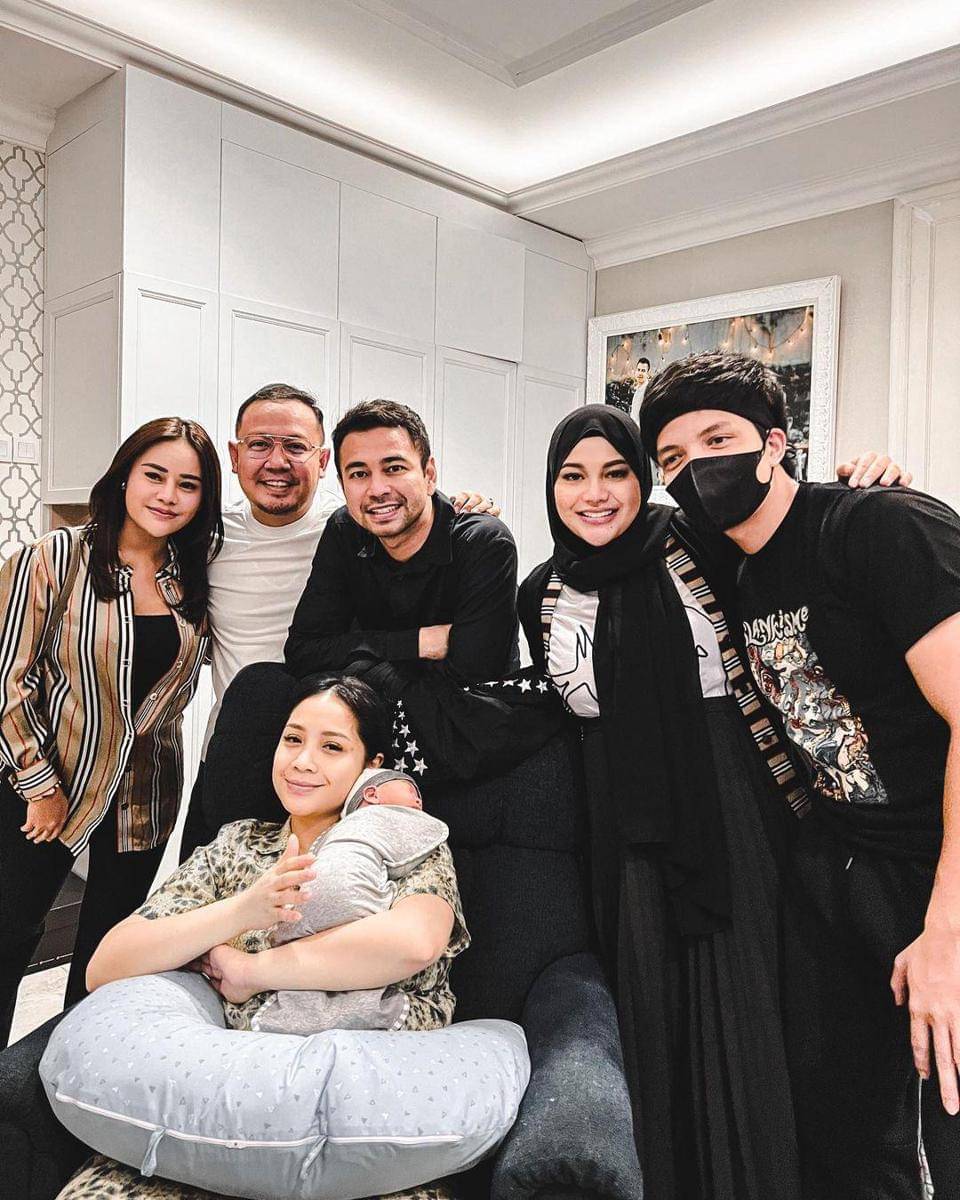 Instagram.com/attahalilintar