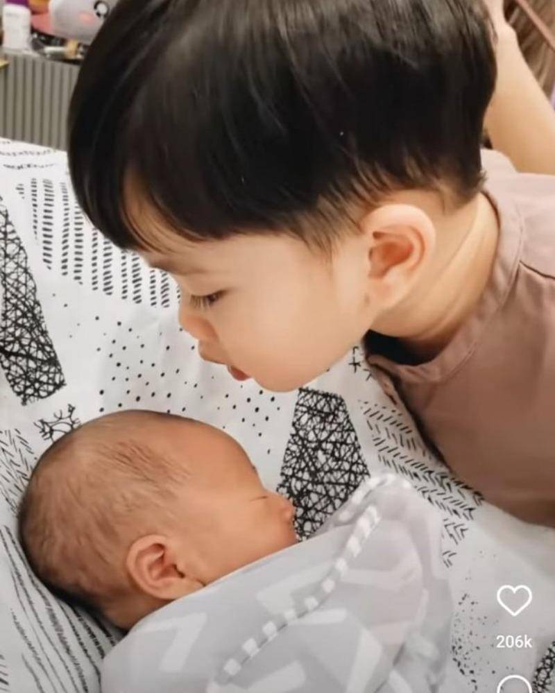 Instagram.com/syahnazs