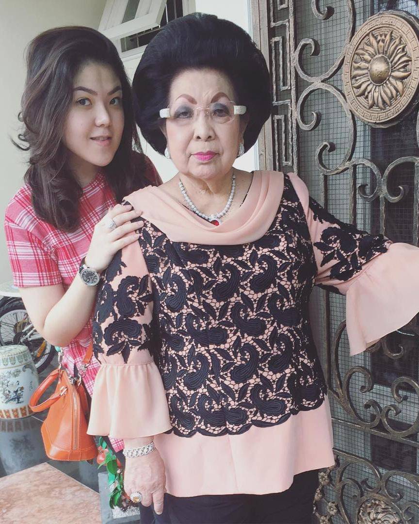 Instagram.com/tinatoon101