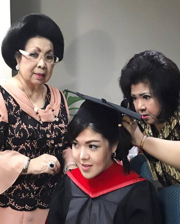 Instagram.com/tinatoon101