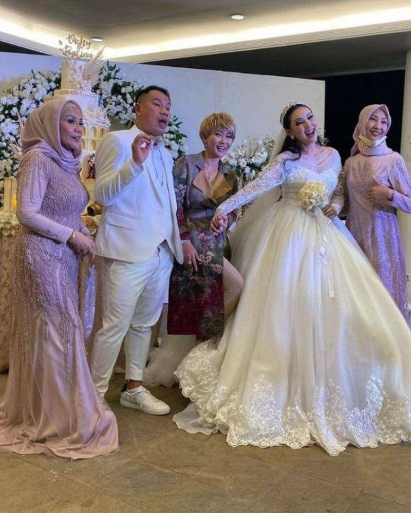 Instagram.com/inul.d