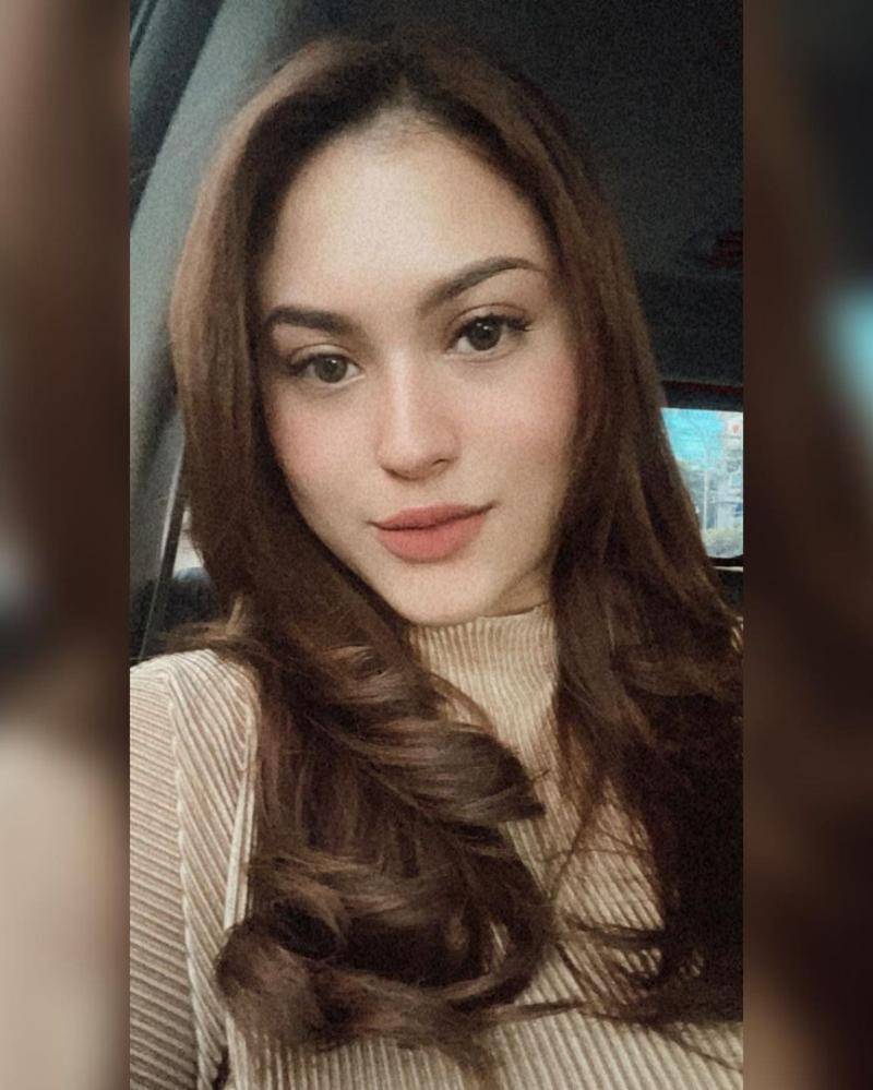 Instagram.com/marcelladaryanani