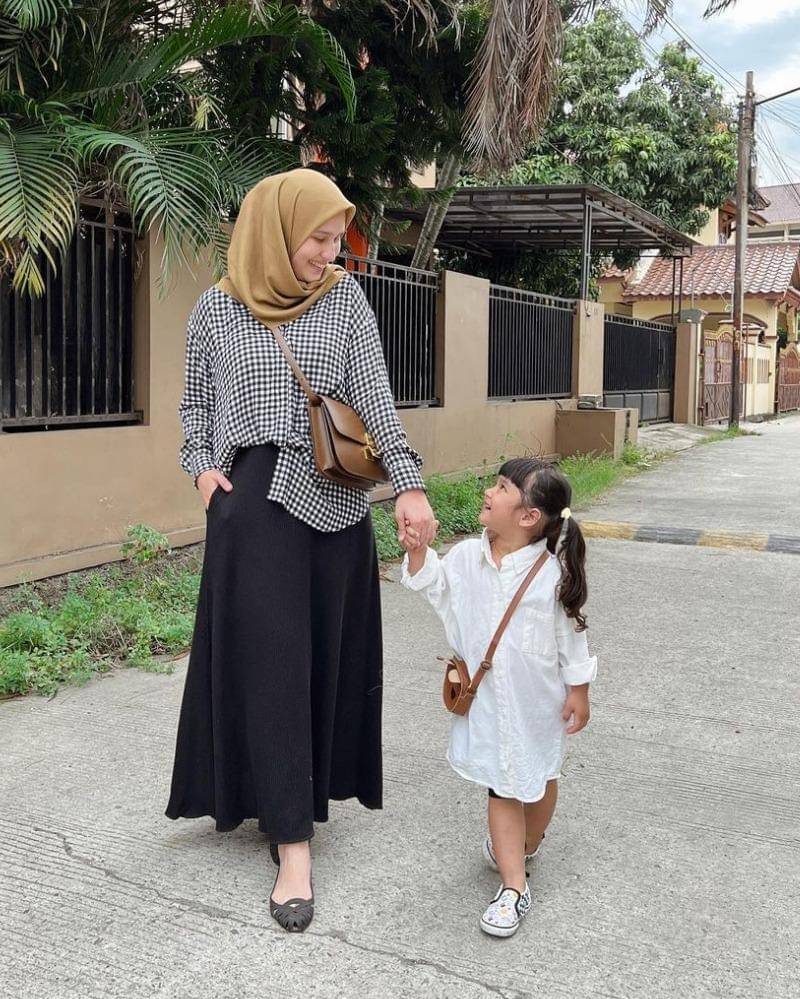 Instagram.com/dwihandaanda