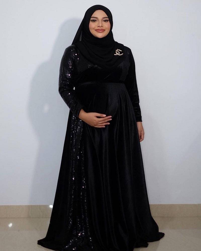 instagram.com/aurelie.hermansyah