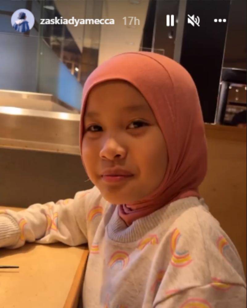 Instagram Story/zaskiadyamecca