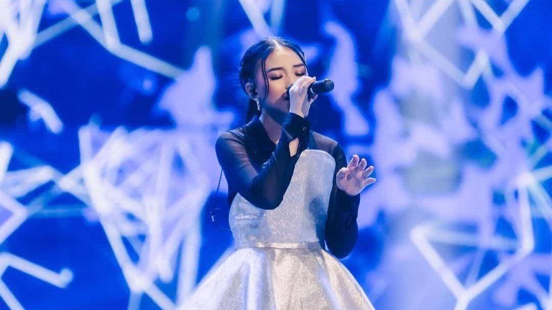 instagram.com/anneth.dlc