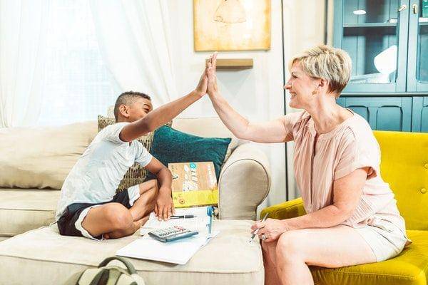 Mama dan anak laki-laki