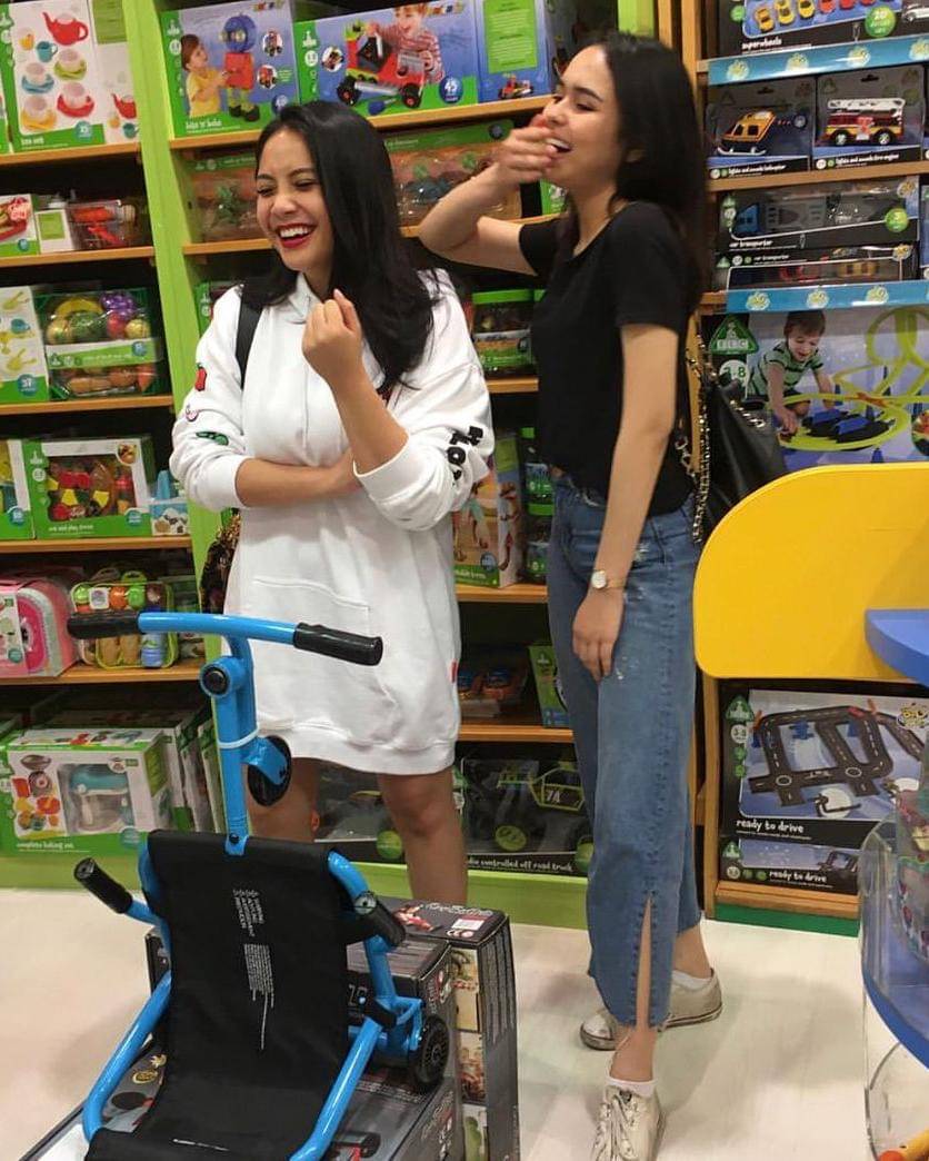 Instagram.com/edlnlaura