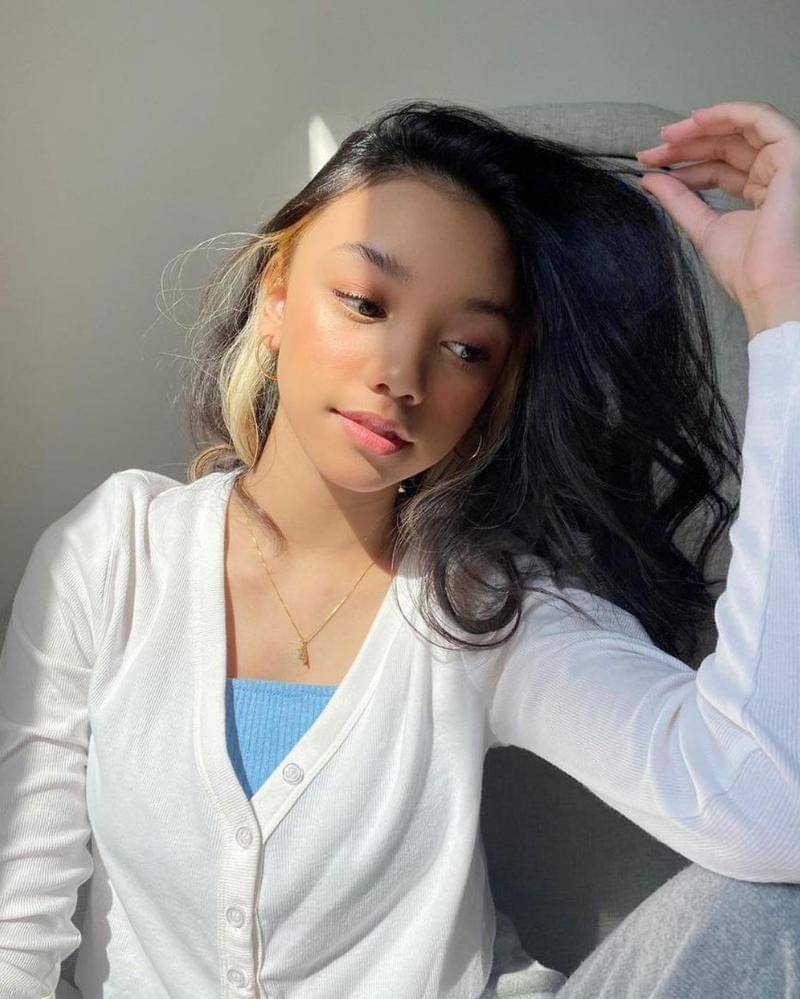 Instagram.com/naura.ayu