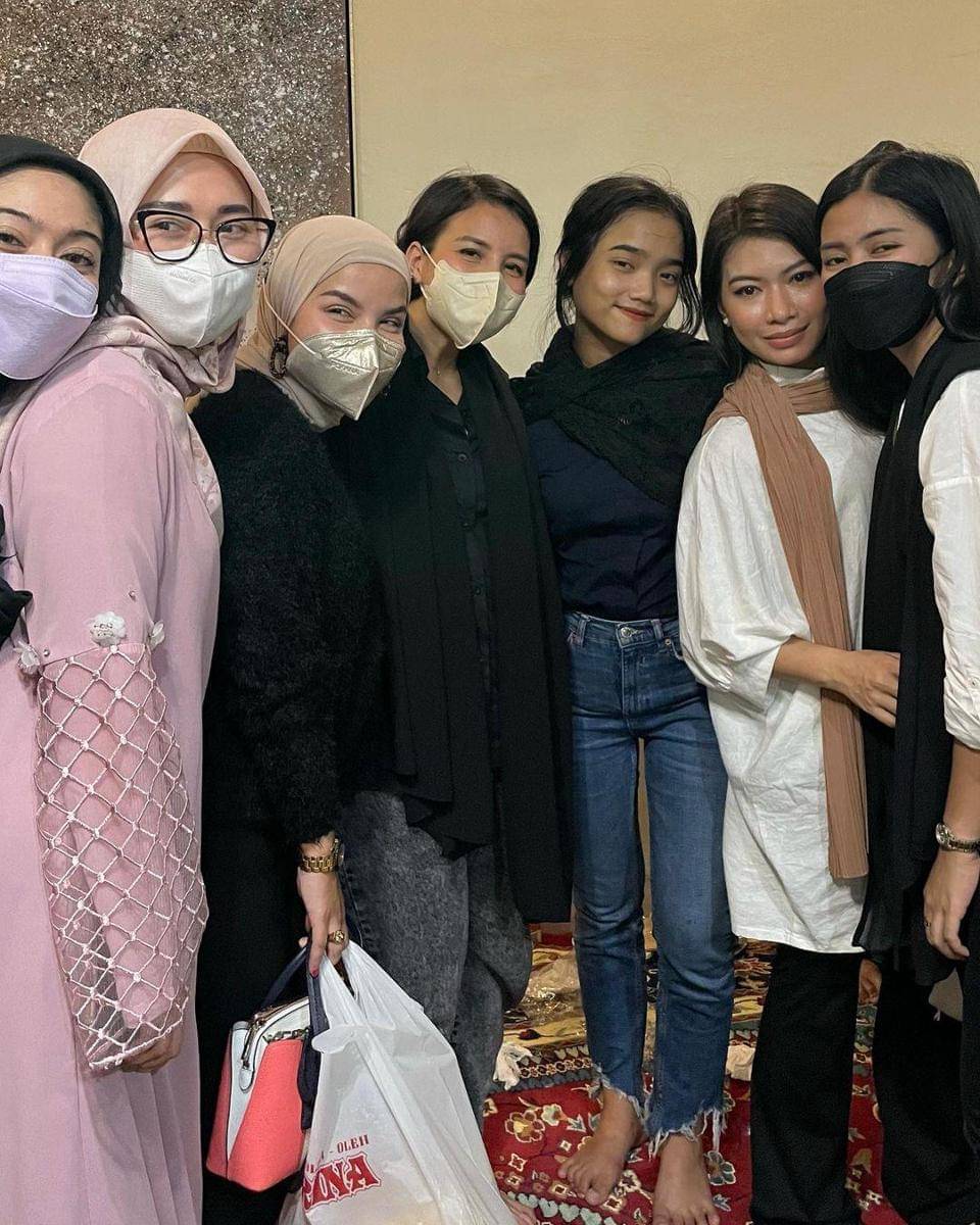 Instagram.com/tya_ariestya