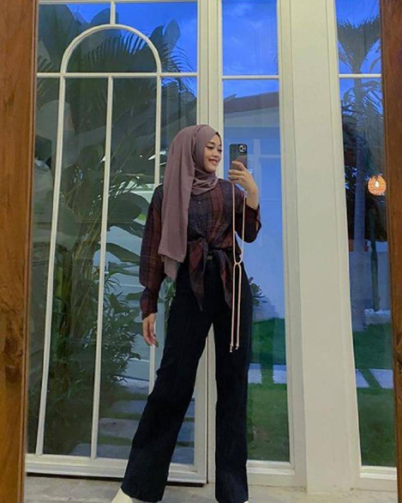 instagram.com/putridelinaa