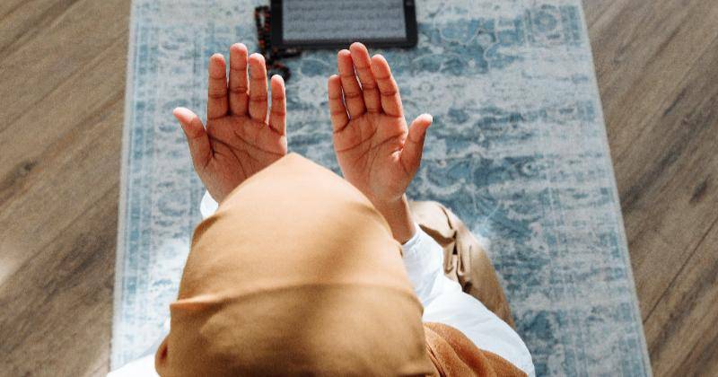 18 Bacaan Doa agar Dimudahkan segala Urusan, Amalkan Yuk!