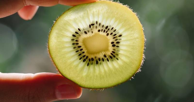 Buah kiwi mengandung vitamin K - Pexels/Any Lane