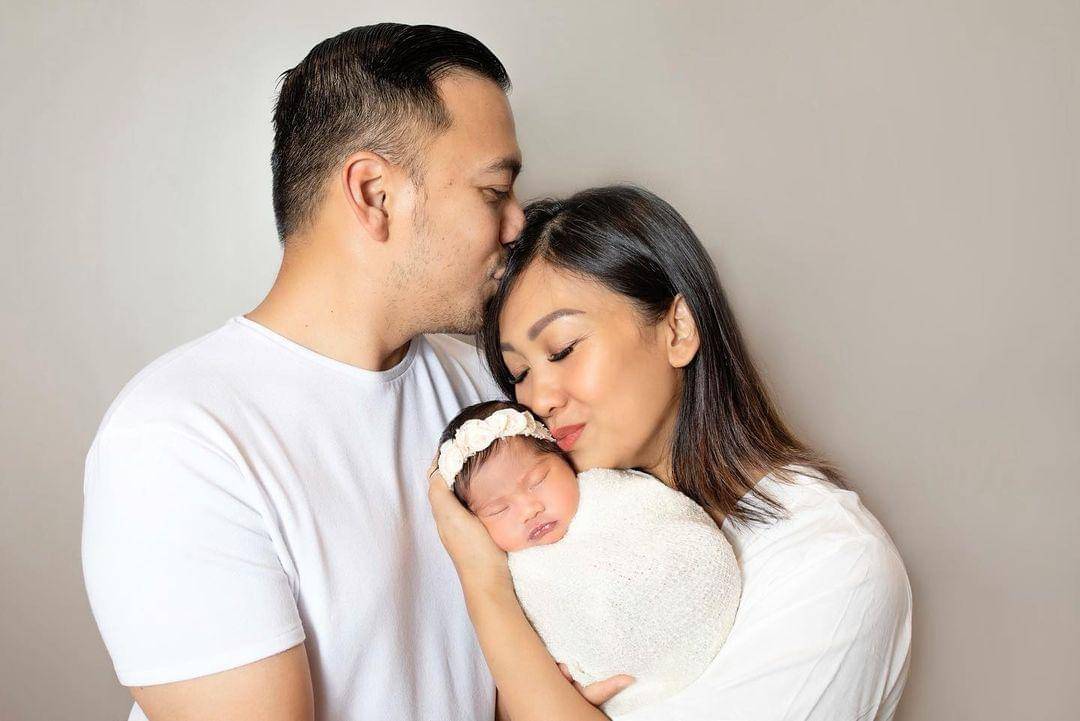 Nola, Baldy, Nakeya - Instagram.com/@riafinola