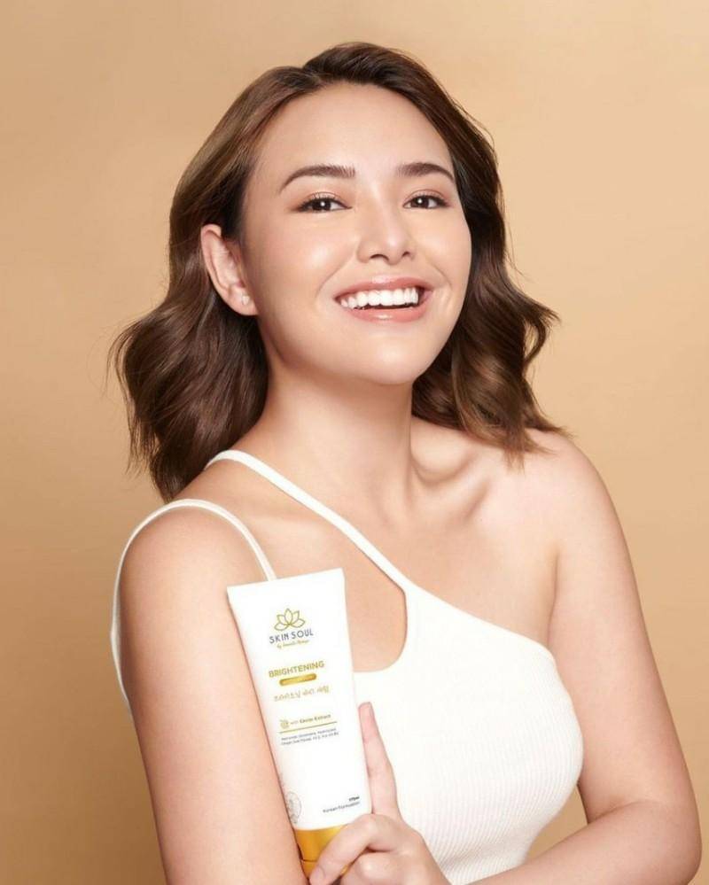 Instagram/amandamanopo