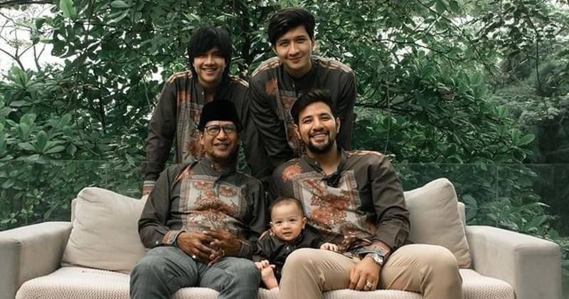 Aditya Zoni merupakan anak kedua dari empat bersaudara - Instagram.com/real_aditya1