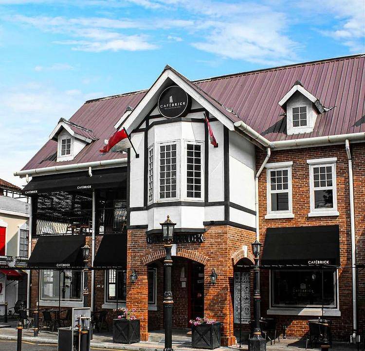 Instagram.com/cafebrickjogja