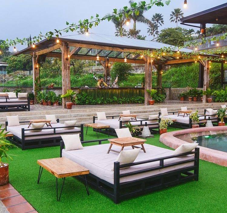 Instagram.com/hillhousebatu