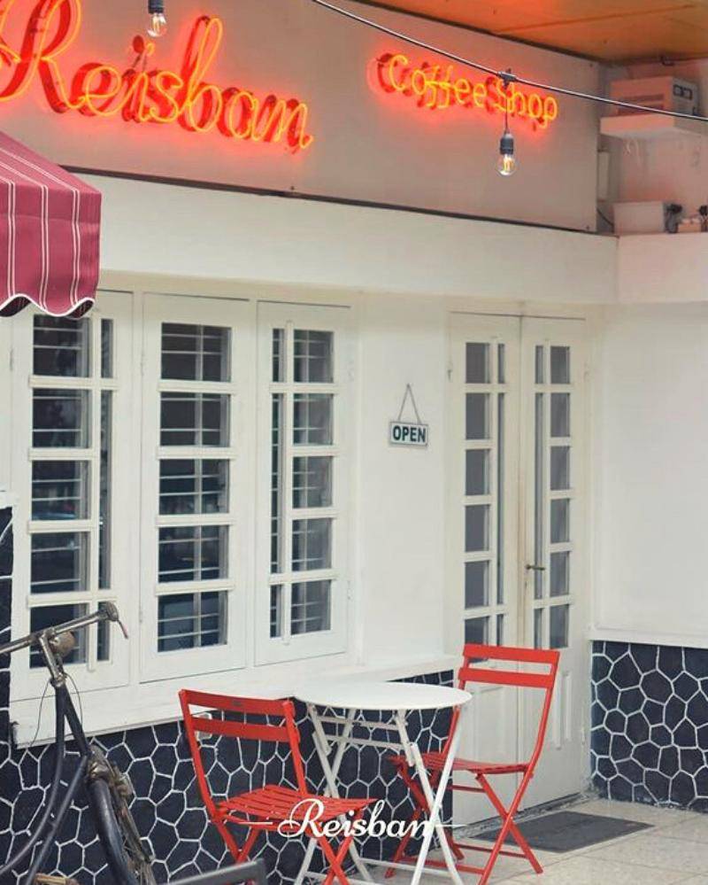 Instagram.com/reisbancoffeehostel