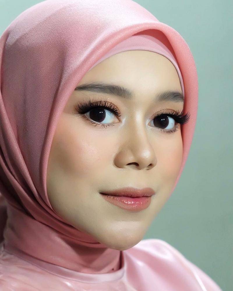 Instagram.com/riskymakeup