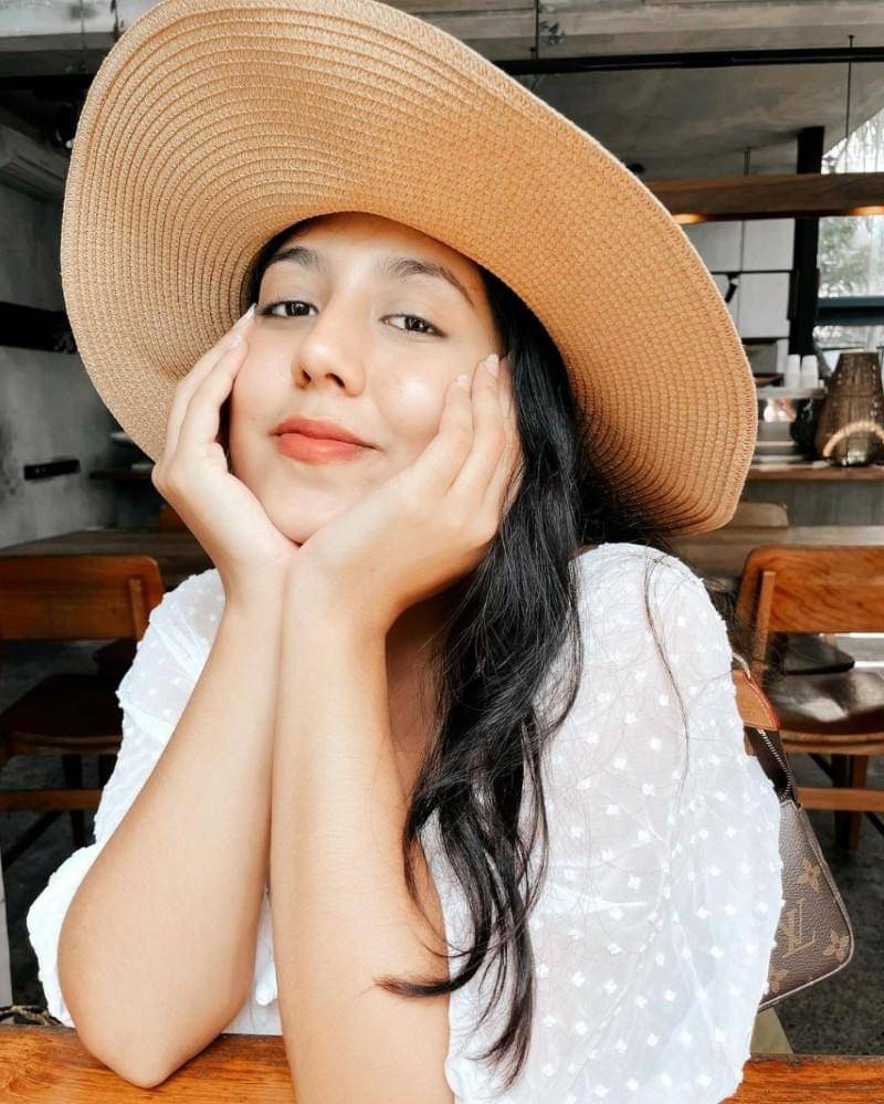 Instagram/nessiejudge