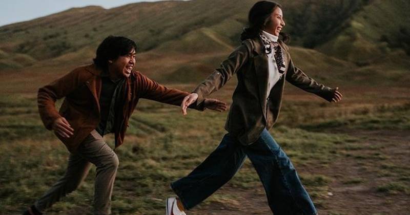 Clairine Clay dan Joshua berfoto dengan alam  - Instagram.com/jojosuherman