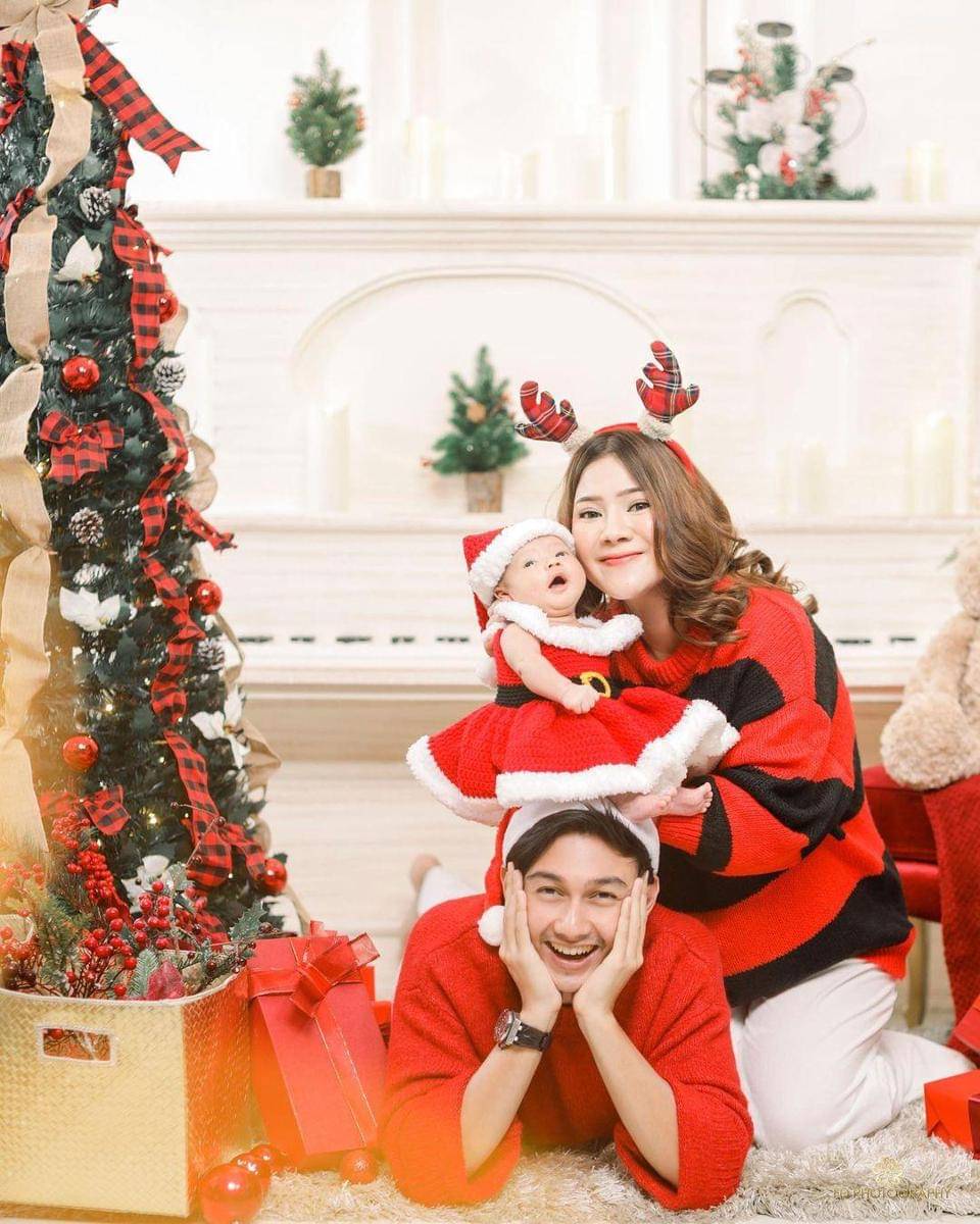 Hito, Felicya, Bible - Instagram.com/@felicyangelista_