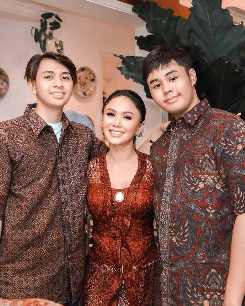 Instagram.com/Yunishara36