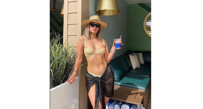 instagram.com/ariana252525