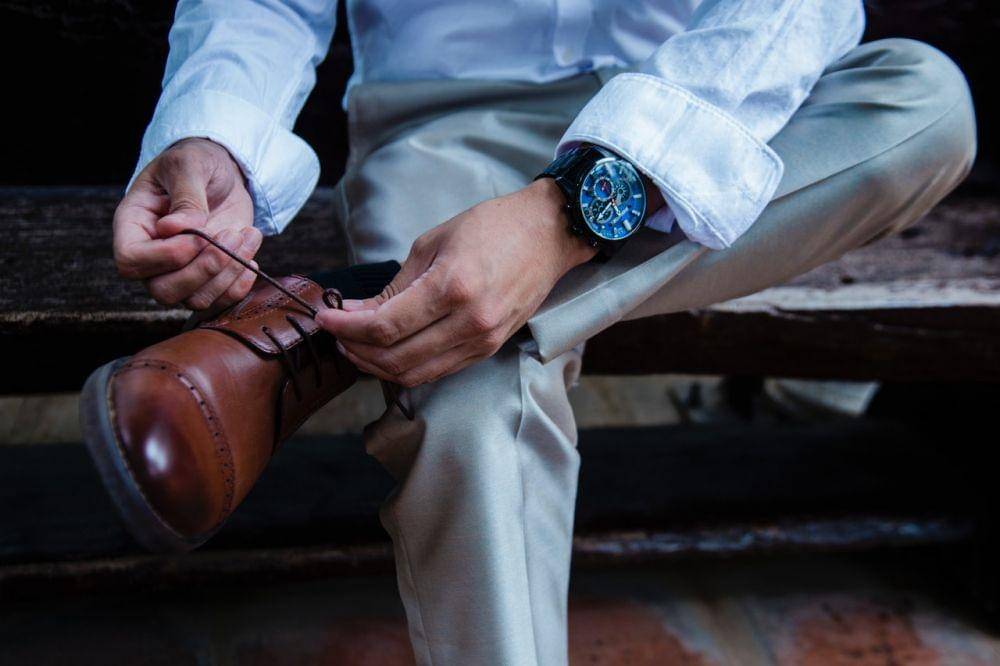 Ilustrasi sepatu kulit