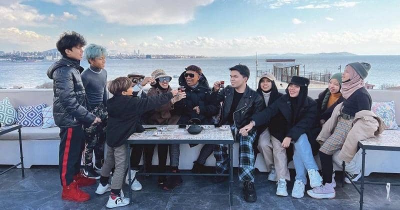 instagram.com/genhalilintar