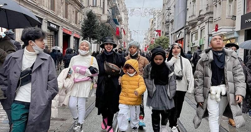 instagram.com/genhalilintar