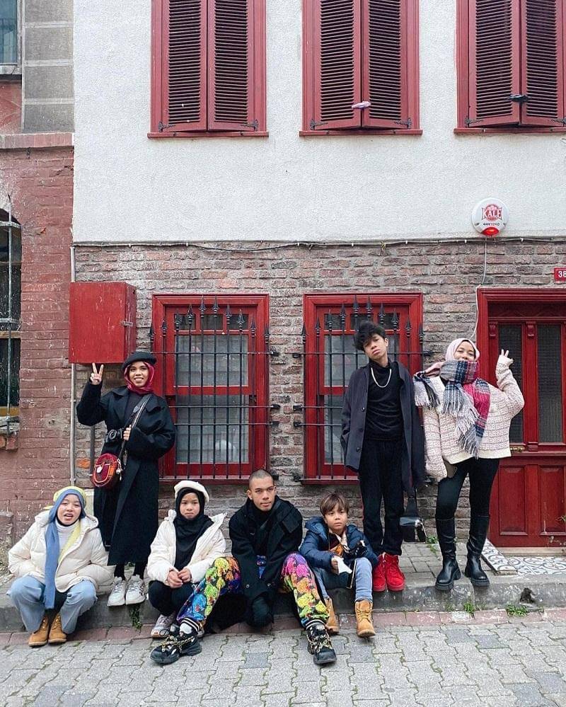 instagram.com/genhalilintar