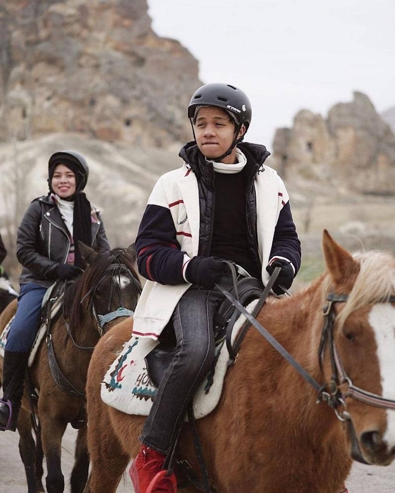 instagram.com/genhalilintar