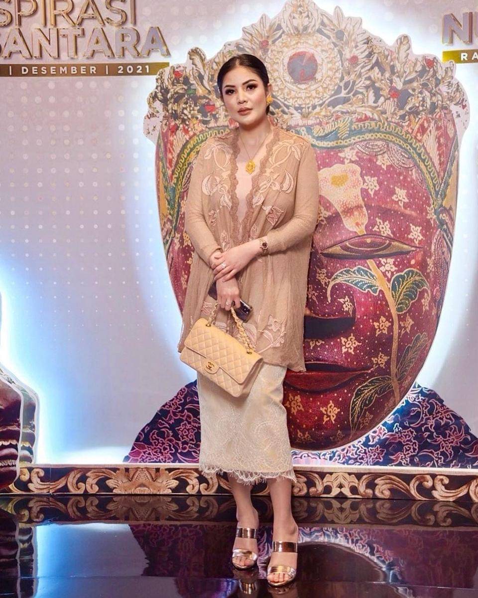 Instagram.com/nindyayunda