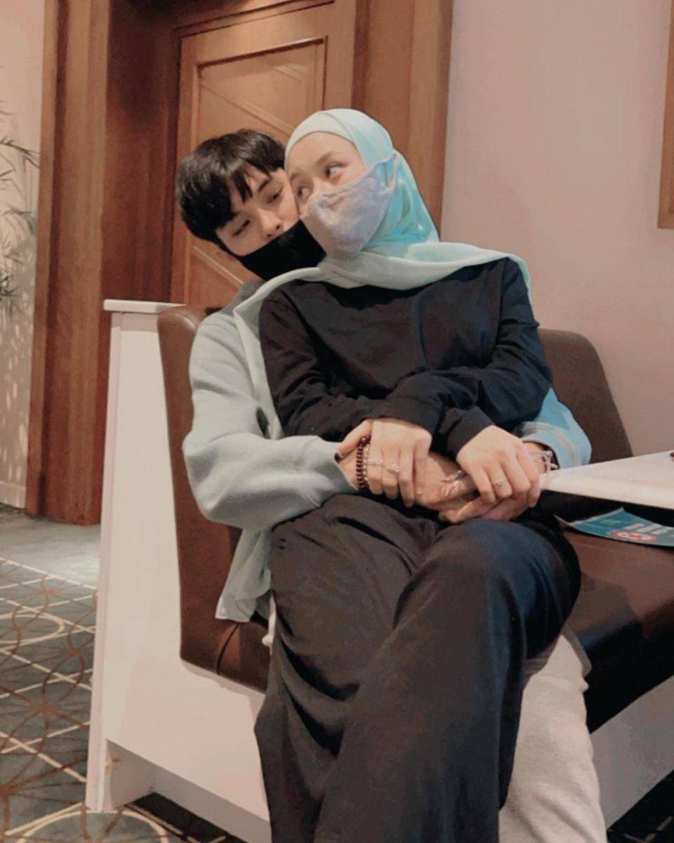 Instagram.com/dindahw