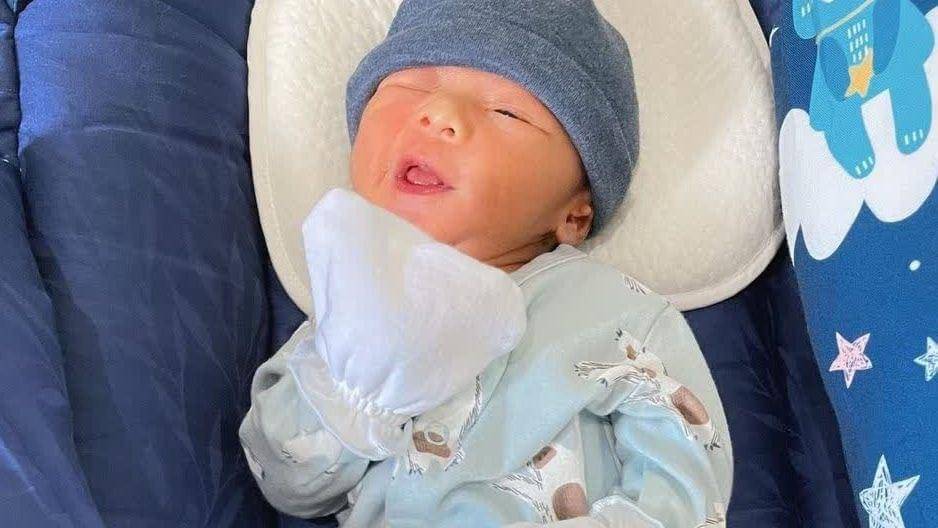 Instagram.com/dindahw