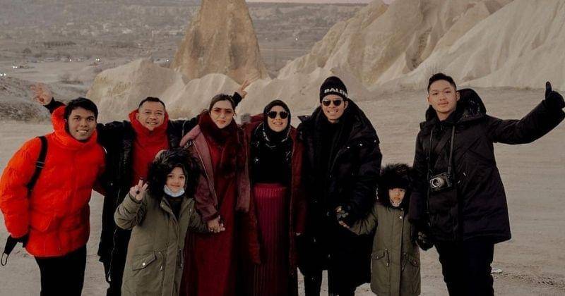 Instagram.com/ashantyasix