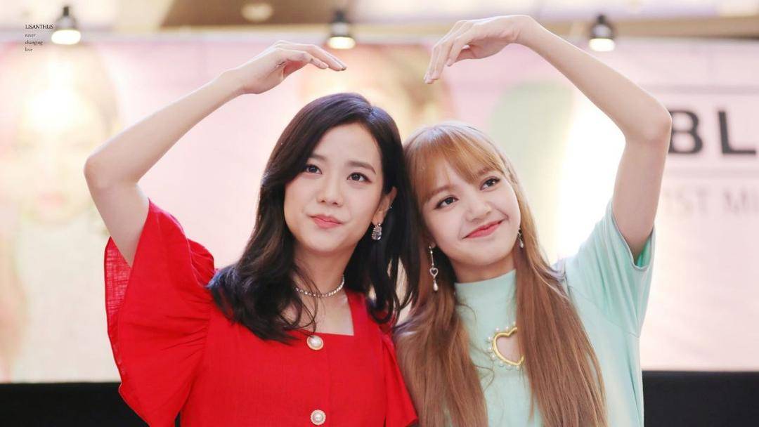 Twitter.com/lisanthus970327
