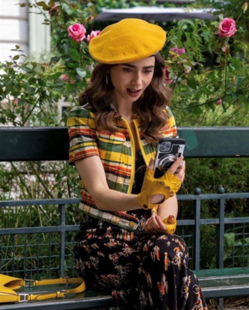 Instagram.com/emilyinparis