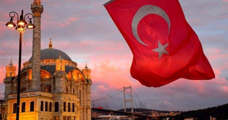 Unsplash/Meg Jerrard