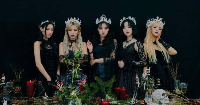 Twitter.com/into__universe