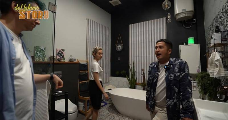 Youtube.com/deHakims Story