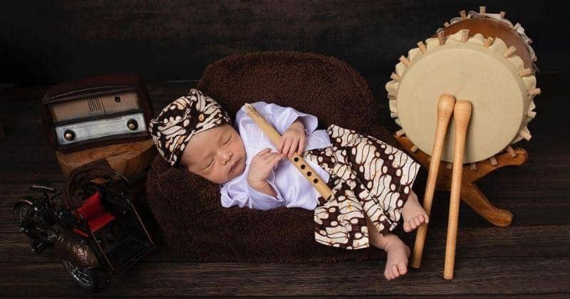 Instagram.com/nathalieholscher