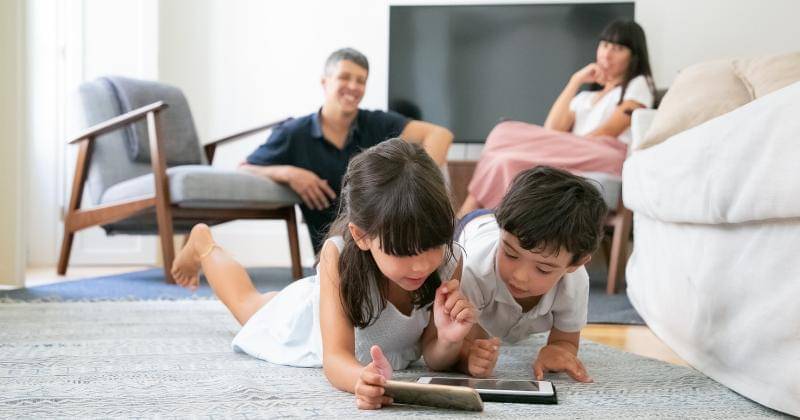 Freepik.com/@pch.vector