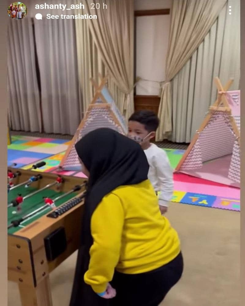 instagram.com/ashanty_ash