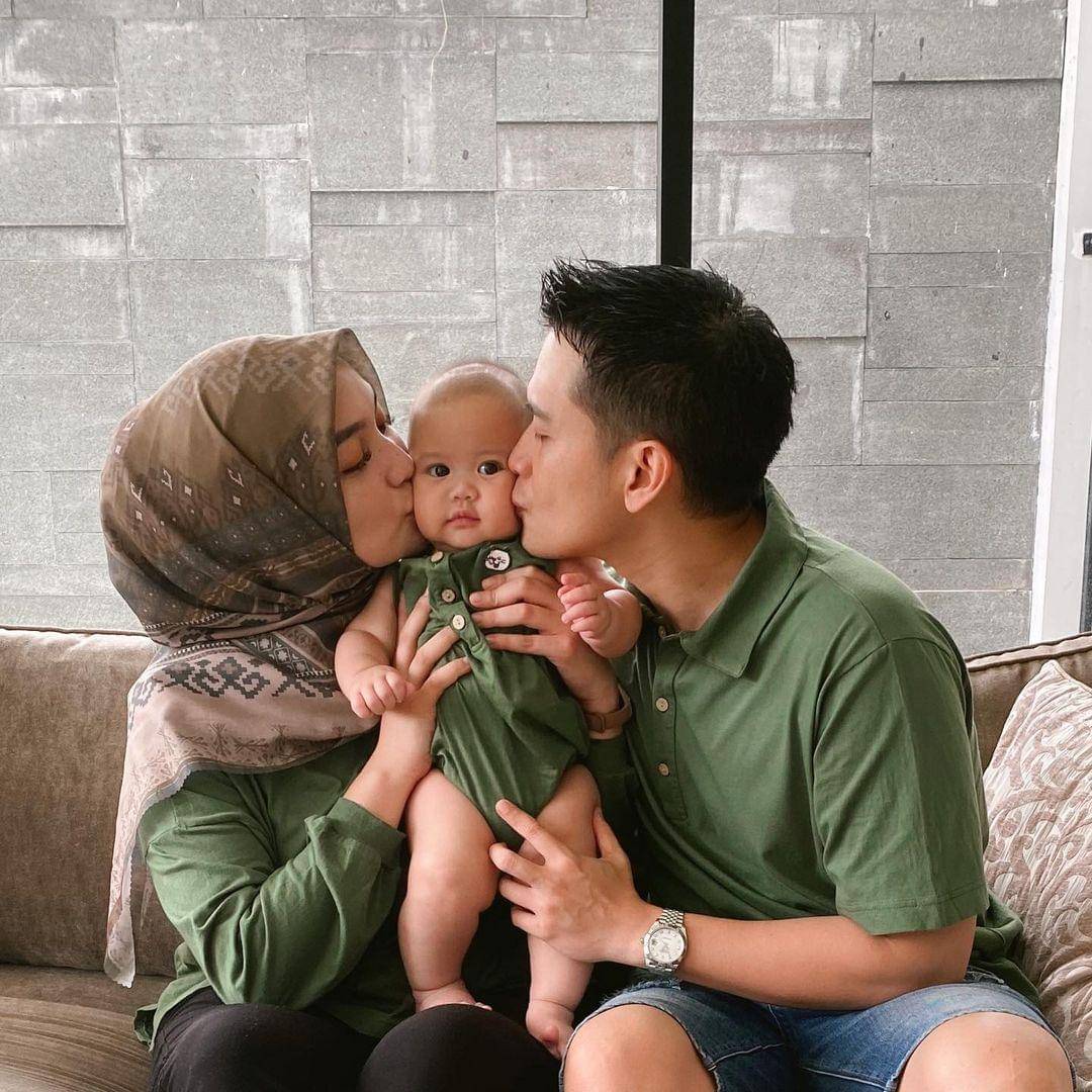 Instagram.com/keeneatharrazka