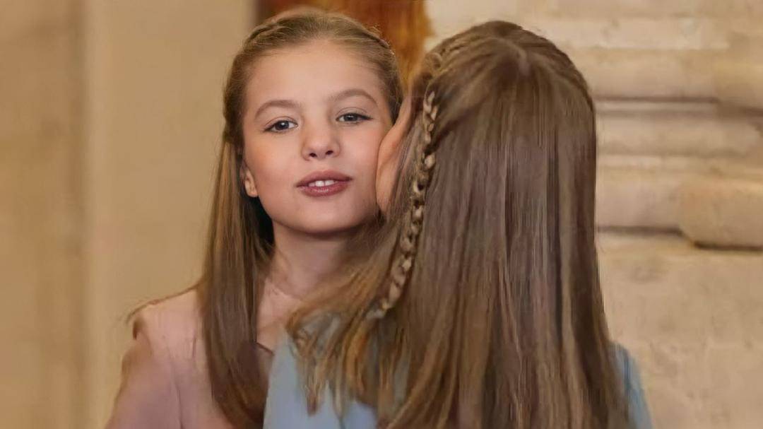 Instagram.com/theroyalpages