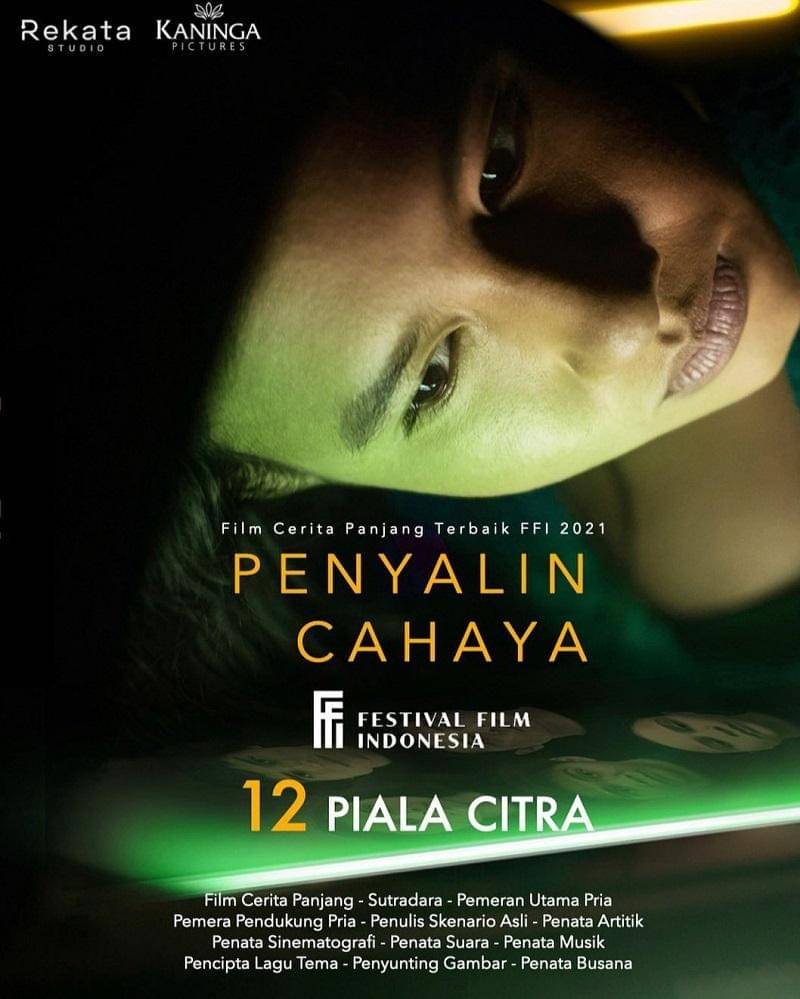 instagram.com/penyalincahaya