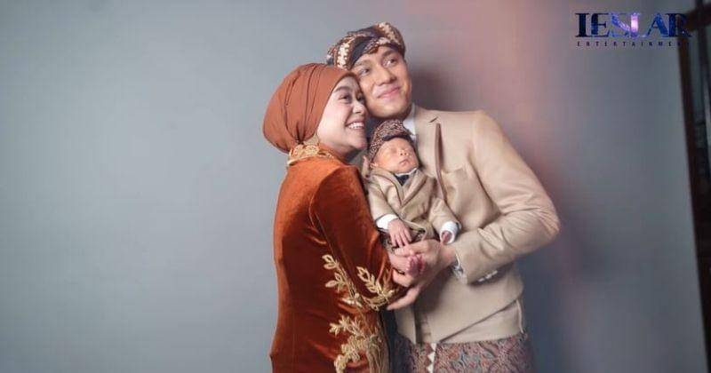 Youtube.com/Leslar Entertainment